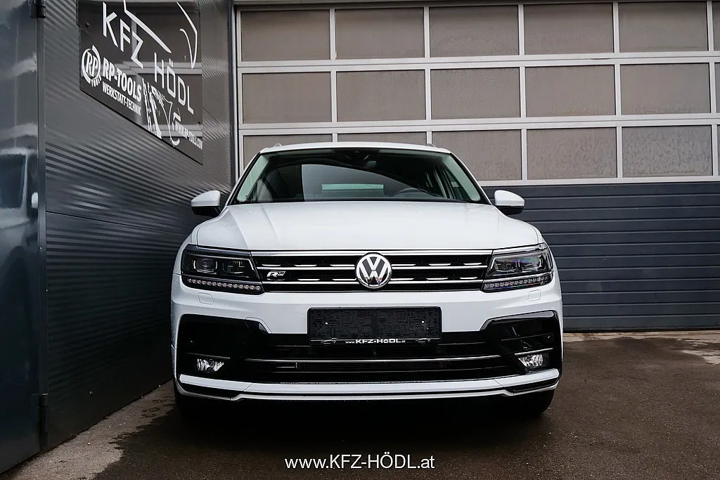 Volkswagen Tiguan 2,0 TDI SCR 4Motion Highline DSG*R-line* Image 3