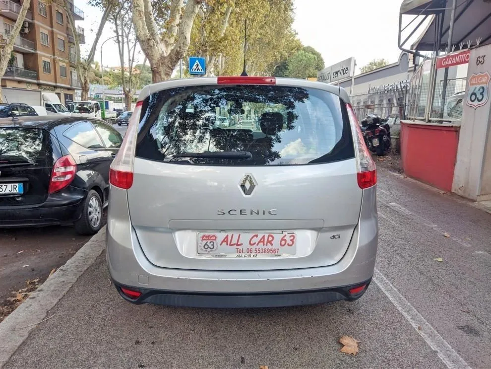 RENAULT Scénic 1.9 dCi 130 CV Dynamique Image 5