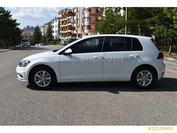 Volkswagen Golf 1.0 TSi Midline Plus Image 3